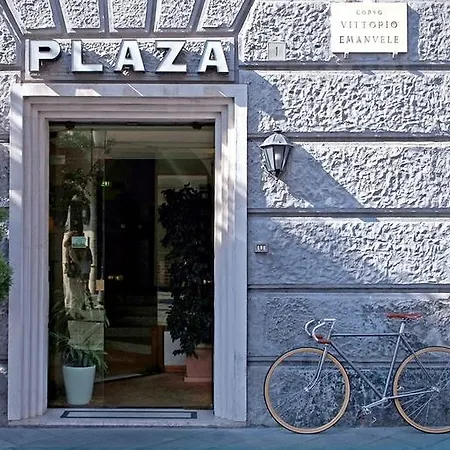 Plaza Salerno