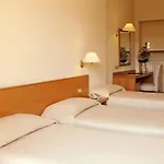 Отель Plaza 3*