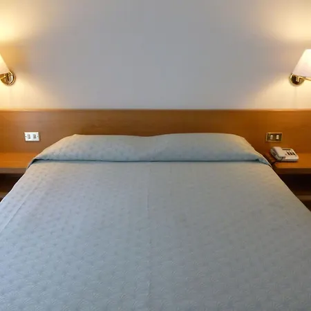 Plaza 3* Salerno