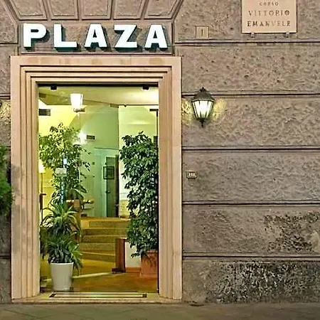Plaza 3* Salerno