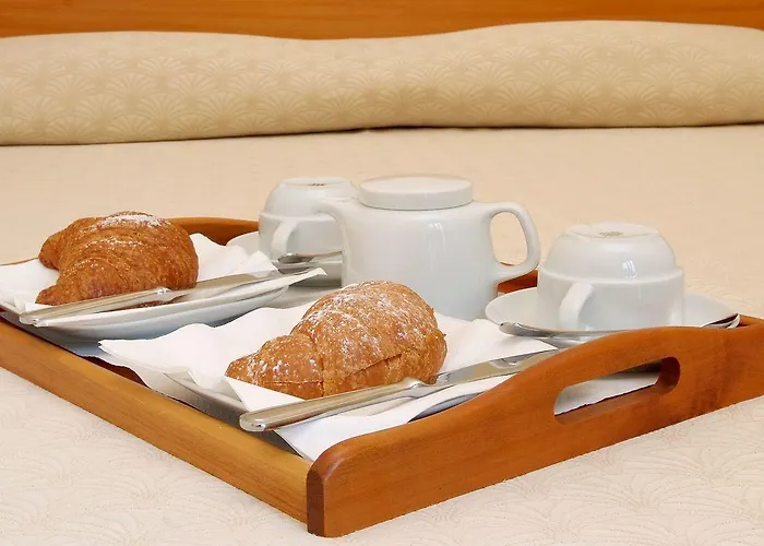 プラザ 3* サレルノ